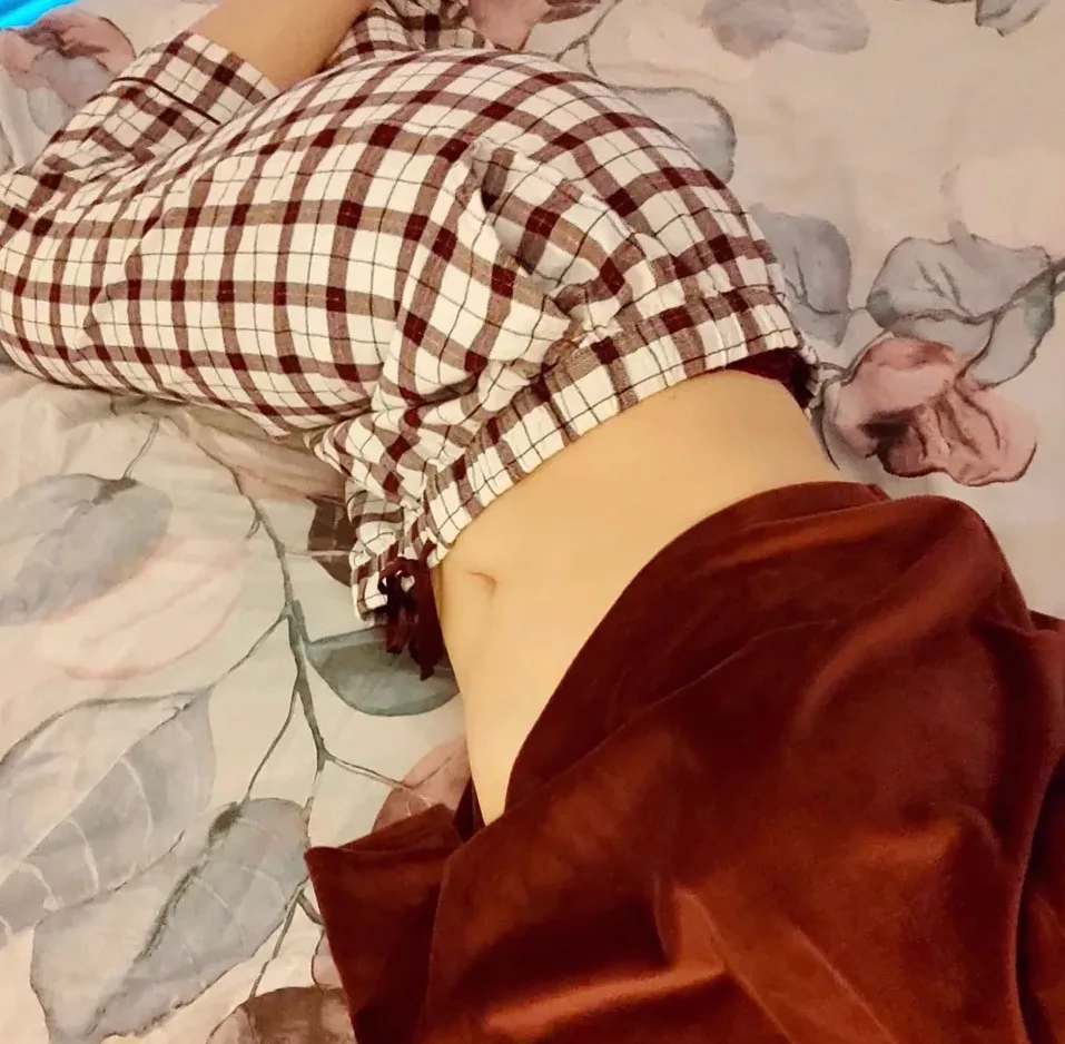 Amara, 22
