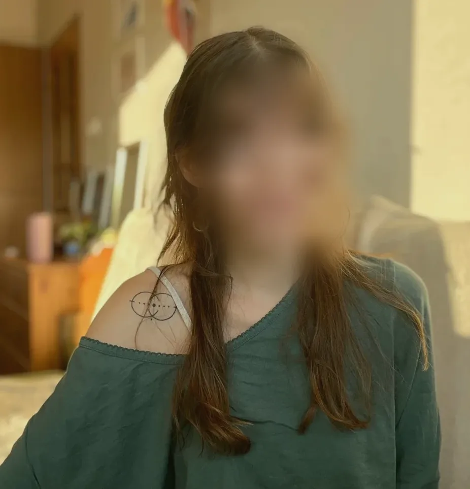 Jade, 28