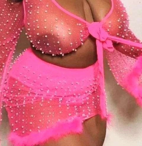 Leyla, 39