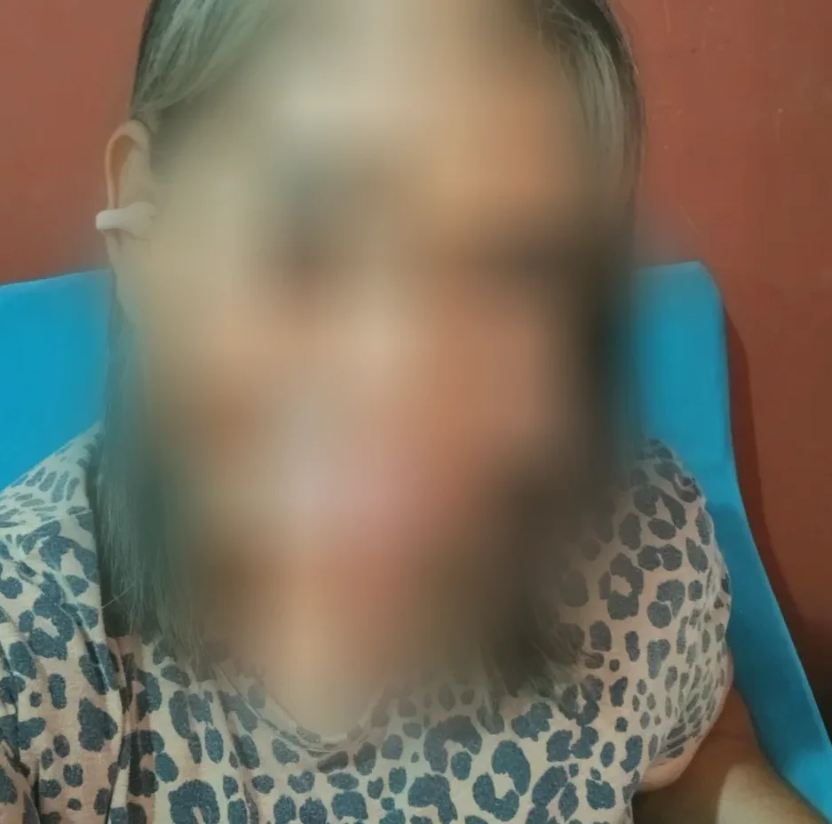 Rhian, 36